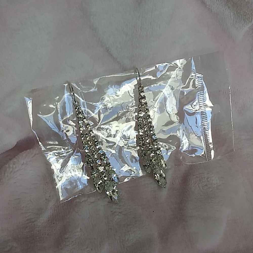 🎉🎉Dangle earrings🎉🎉